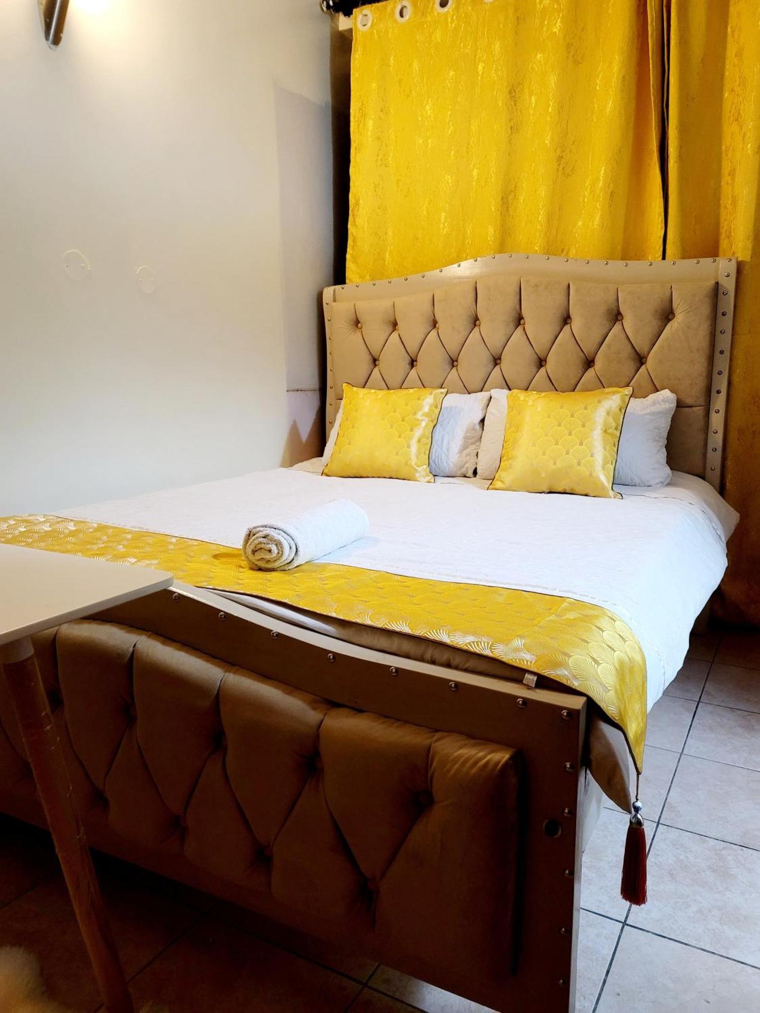 Sunrise Blue Moon B&B Nairobi Extérieur photo