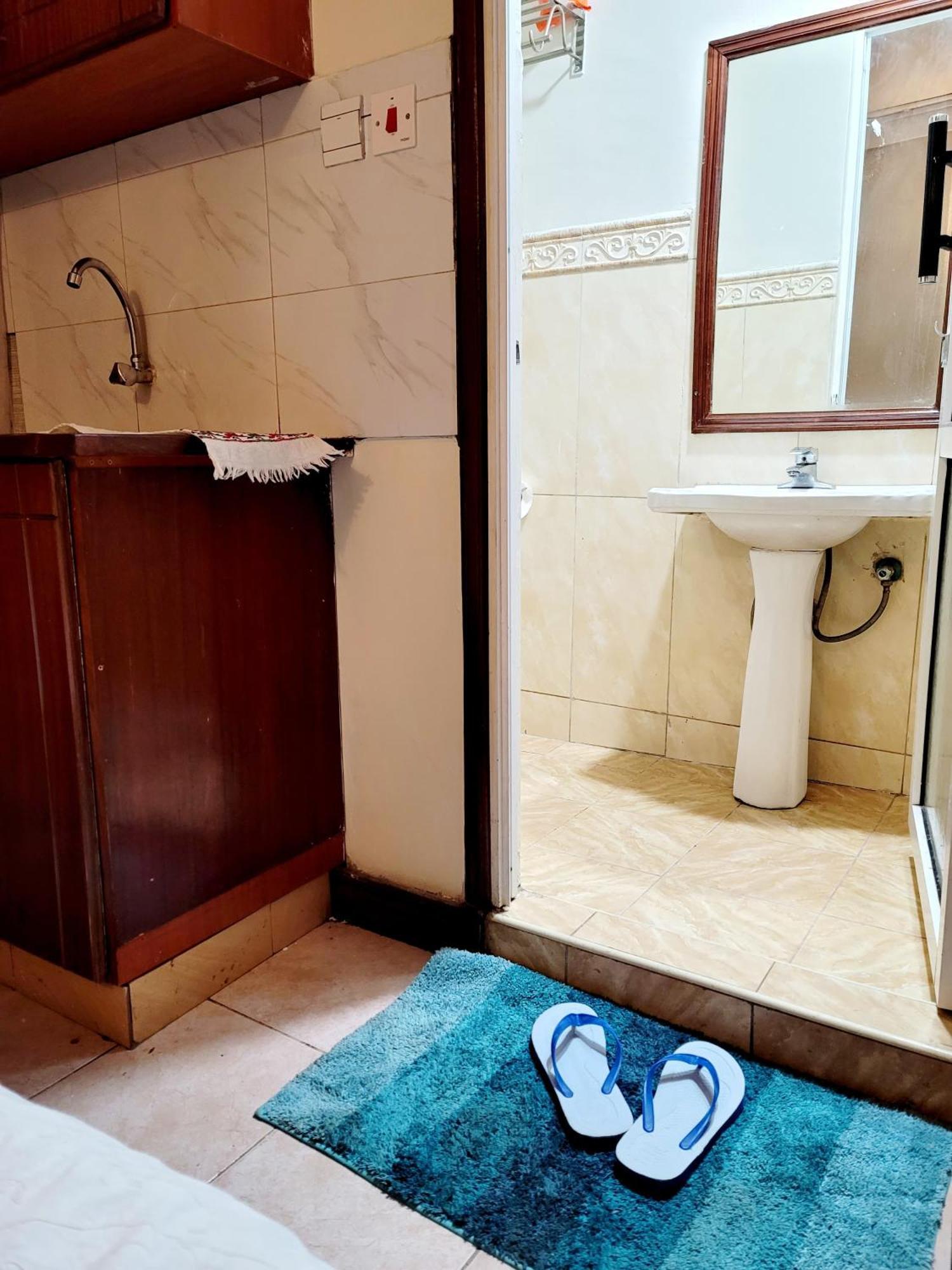 Sunrise Blue Moon B&B Nairobi Extérieur photo