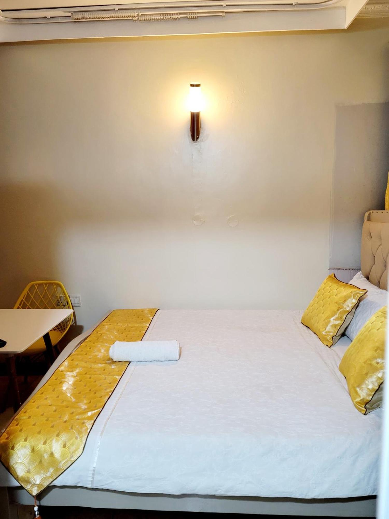 Sunrise Blue Moon B&B Nairobi Extérieur photo