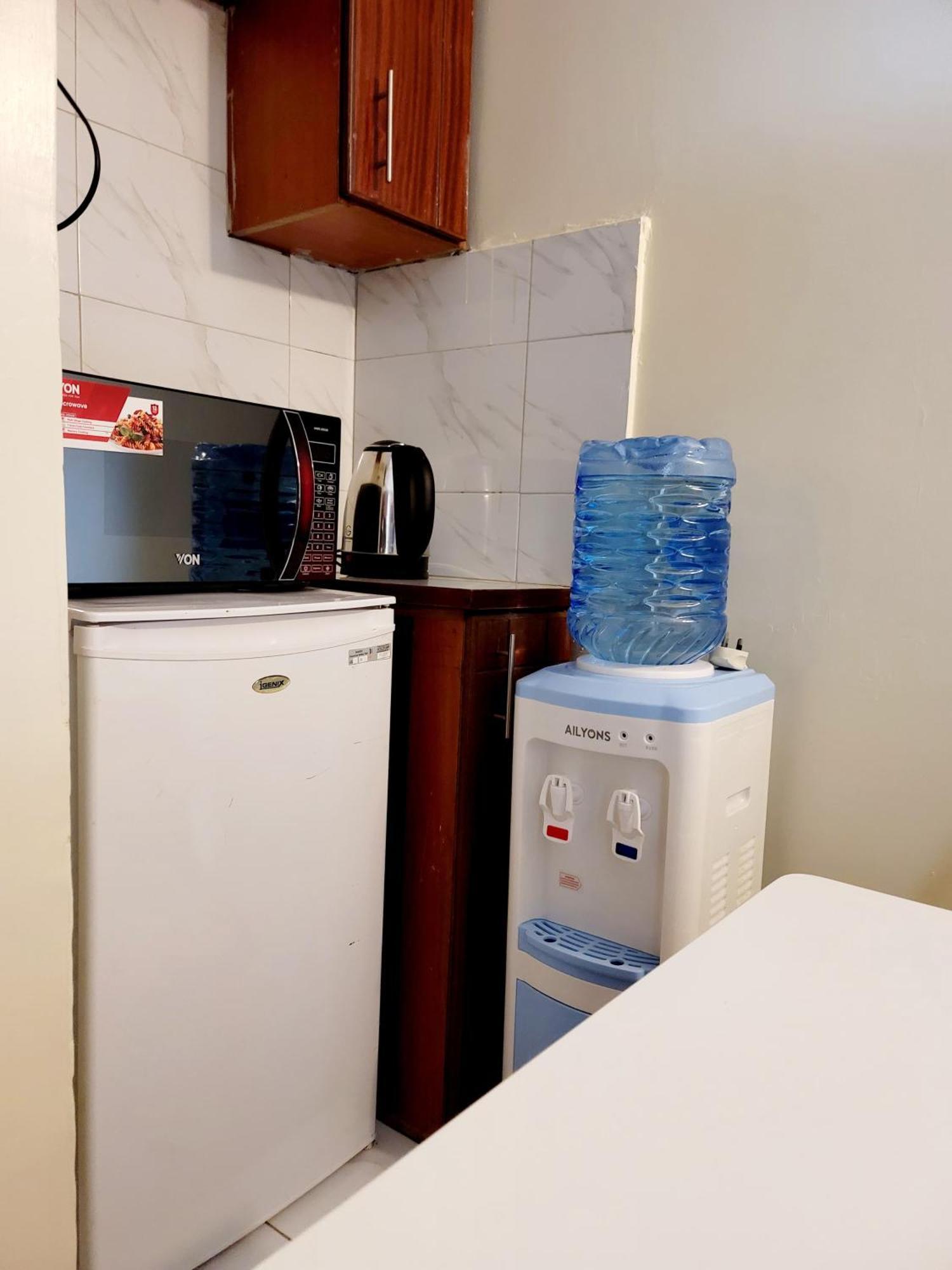 Sunrise Blue Moon B&B Nairobi Extérieur photo