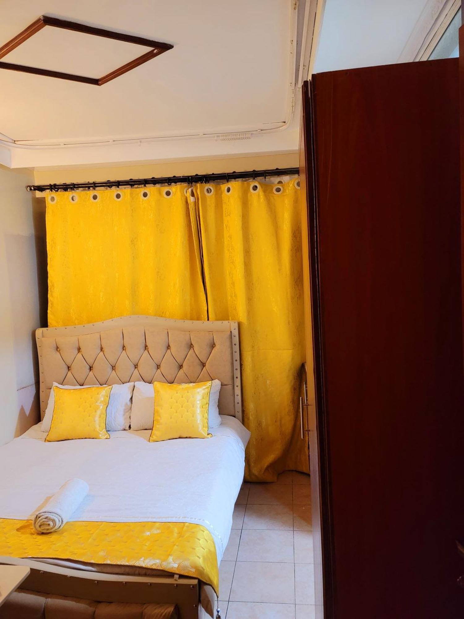 Sunrise Blue Moon B&B Nairobi Extérieur photo